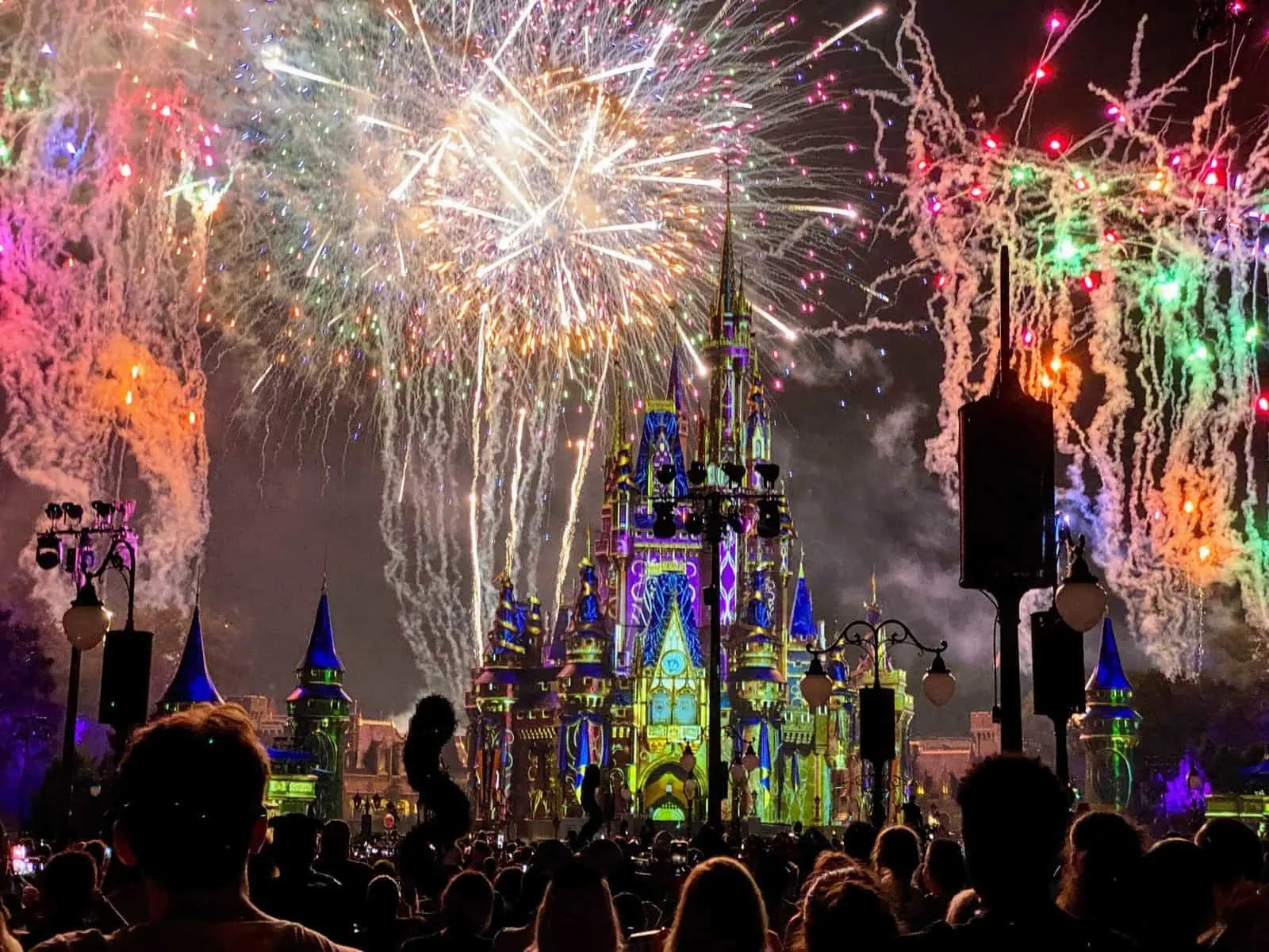 June 2024 At Disney World (Crowd Calendar, Weather, What To Wear) | Disney Crowd Calendar June 2024